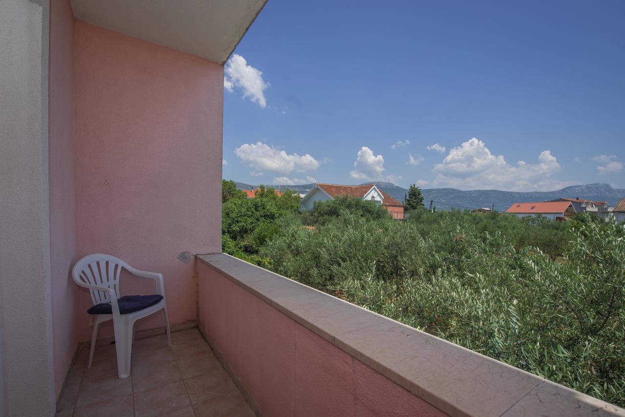 Bed And Breakfast Helena Kastela Exterior photo